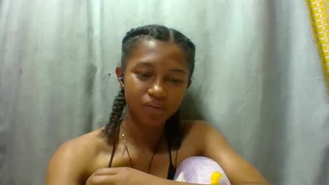 elaliealdy online show from September 30, 11:32 am