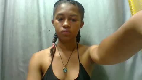 elaliealdy online show from September 25, 7:37 am