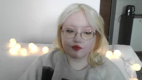 elayne_sweet online show from March 22, 8:29 am