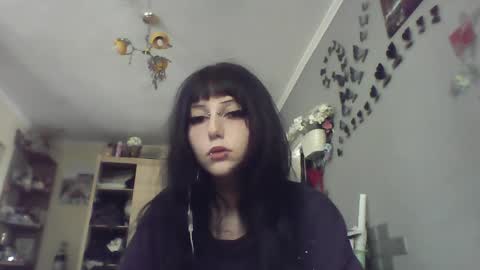 Lia online show from April 30, 12:10 pm