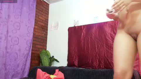 electra_tay online show from September 22, 7:18 pm