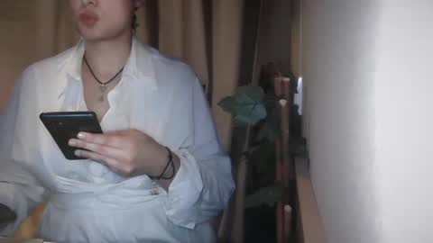 Julia Follow me on Onlyfansju grosroberts online show from March 11, 1:01 pm