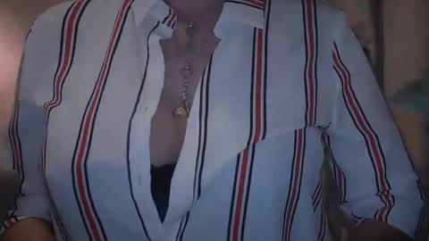 Julia Follow me on Onlyfansju grosroberts online show from March 10, 1:10 pm