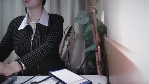 Julia Follow me on Onlyfansju grosroberts online show from February 16, 2:32 pm