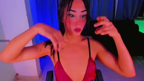 eleih online show from May 13, 3:05 am