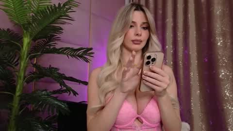 Eleine online show from November 7, 12:03 am