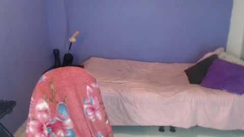 elektra_doll online show from April 1, 11:11 am