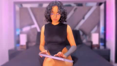 elenacortez online show from January 12, 3:46 am