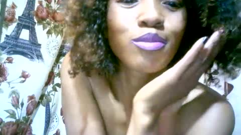 Snapshot of elenah0123 chatting on September 19, 7:34 am elenah013 online show from September 19, 7:34 am