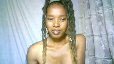 Snapshot of elenah0123 chatting on January 10, 5:58 am elenah013 online show from January 10, 5:58 am
