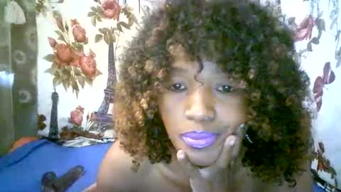 Snapshot of elenah0123 chatting on September 11, 7:09 am elenah013 online show from September 11, 7:09 am