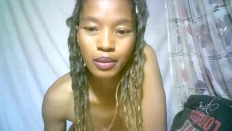 Snapshot of elenah0123 chatting on February 24, 2:04 pm elenah013 online show from February 24, 2:04 pm