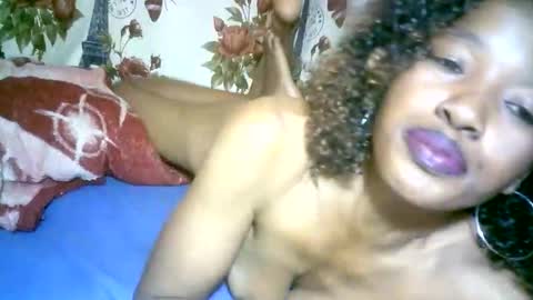 Snapshot of elenah0123 chatting on September 13, 7:11 am elenah013 online show from September 13, 7:11 am