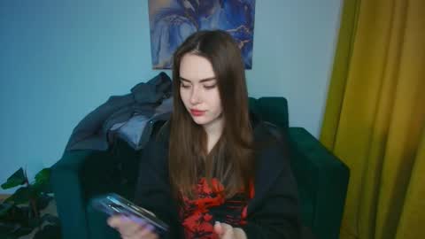 Snapshot of elenaoconar chatting on March 2, 6:37 am elenaoconar online show from March 2, 6:37 am