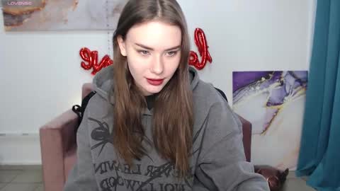 Snapshot of elenaoconar chatting on February 25, 12:38 pm elenaoconar online show from February 25, 12:38 pm