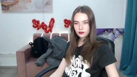 Snapshot of elenaoconar chatting on February 25, 3:42 pm elenaoconar online show from February 25, 3:42 pm
