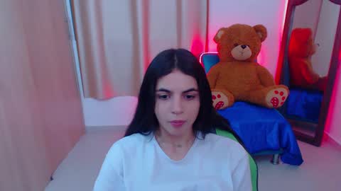 agnes online show from February 11, 11:01 pm