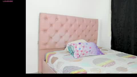 elettra_parisi19 online show from June 22, 8:38 pm