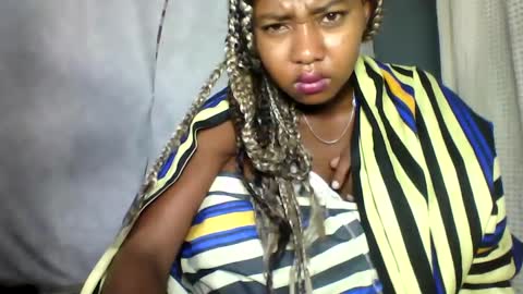 elia011 online show from January 23, 2:44 am