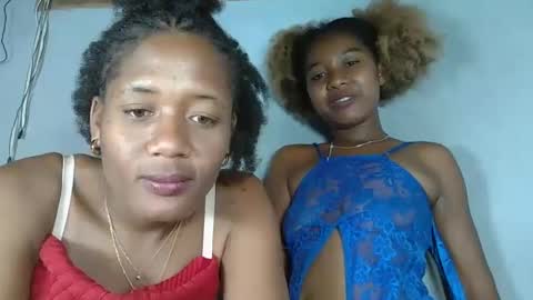 elia011 online show from February 9, 10:54 pm