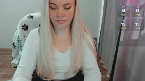 Ella online show from October 30, 7:09 am