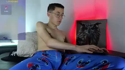 Elian online show from January 13, 1:06 pm