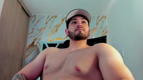 Elian online show from March 25, 6:36 pm