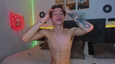 eliann_adam online show from January 31, 11:03 am