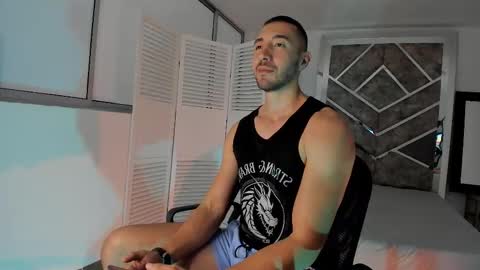 Your favorite Boy online show from November 9, 1:47 pm