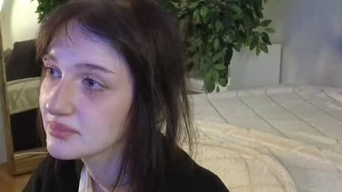 Ellie online show from October 21, 5:23 am