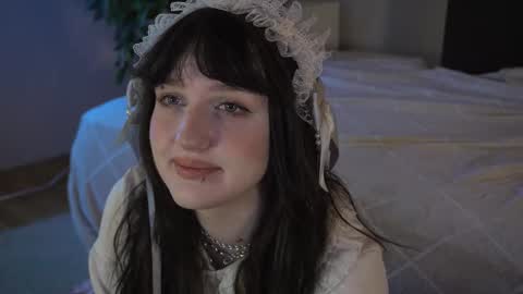 Ellie online show from October 30, 5:19 am