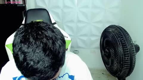 bby-santy online show from December 5, 3:55 pm