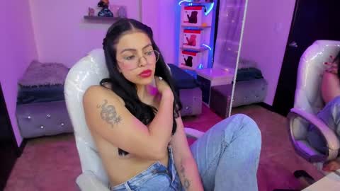 Eliie online show from February 24, 7:44 am