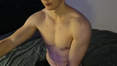 elijah_tall online show from February 5, 7:28 pm