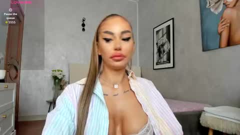 Elina online show from June 28, 9:49 am
