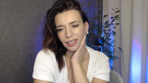 Elina online show from December 4, 3:42 am
