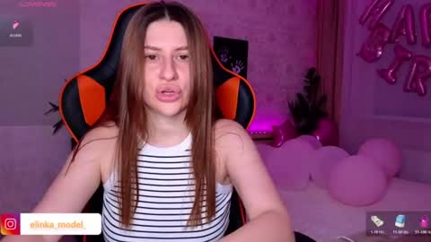Elina online show from July 26, 8:50 pm