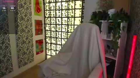 Elis  online show from October 1, 2:32 am