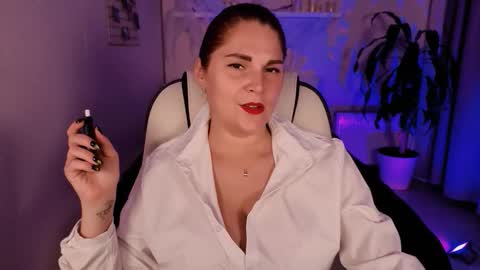 Alice online show from October 23, 2:51 pm