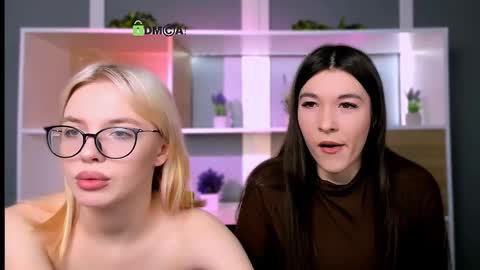 elis_sunny online show from February 5, 6:28 am