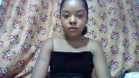 elisa531052 online show from February 20, 6:48 am