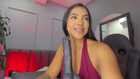 Elisa online show from November 16, 6:43 pm