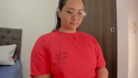      online show from October 18, 2:05 am