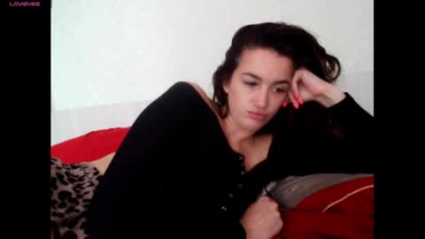 elisa_dove208 online show from September 25, 6:20 am