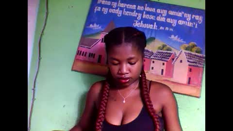 elisabeth2525 online show from February 5, 2:08 am