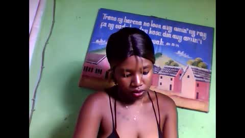 elisabeth2525 online show from February 1, 7:05 am