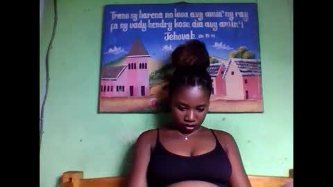 elisabeth2525 online show from February 8, 10:40 pm