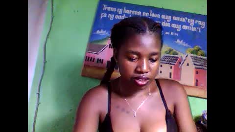 elisabeth2525 online show from February 3, 7:00 pm