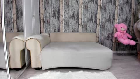 elisabeth_jason online show from January 12, 4:30 am