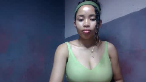 elisabethee online show from June 7, 7:30 pm